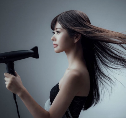 KINUJO Pro Hair Dryer (キヌージョ プロ ヘアドライヤー)